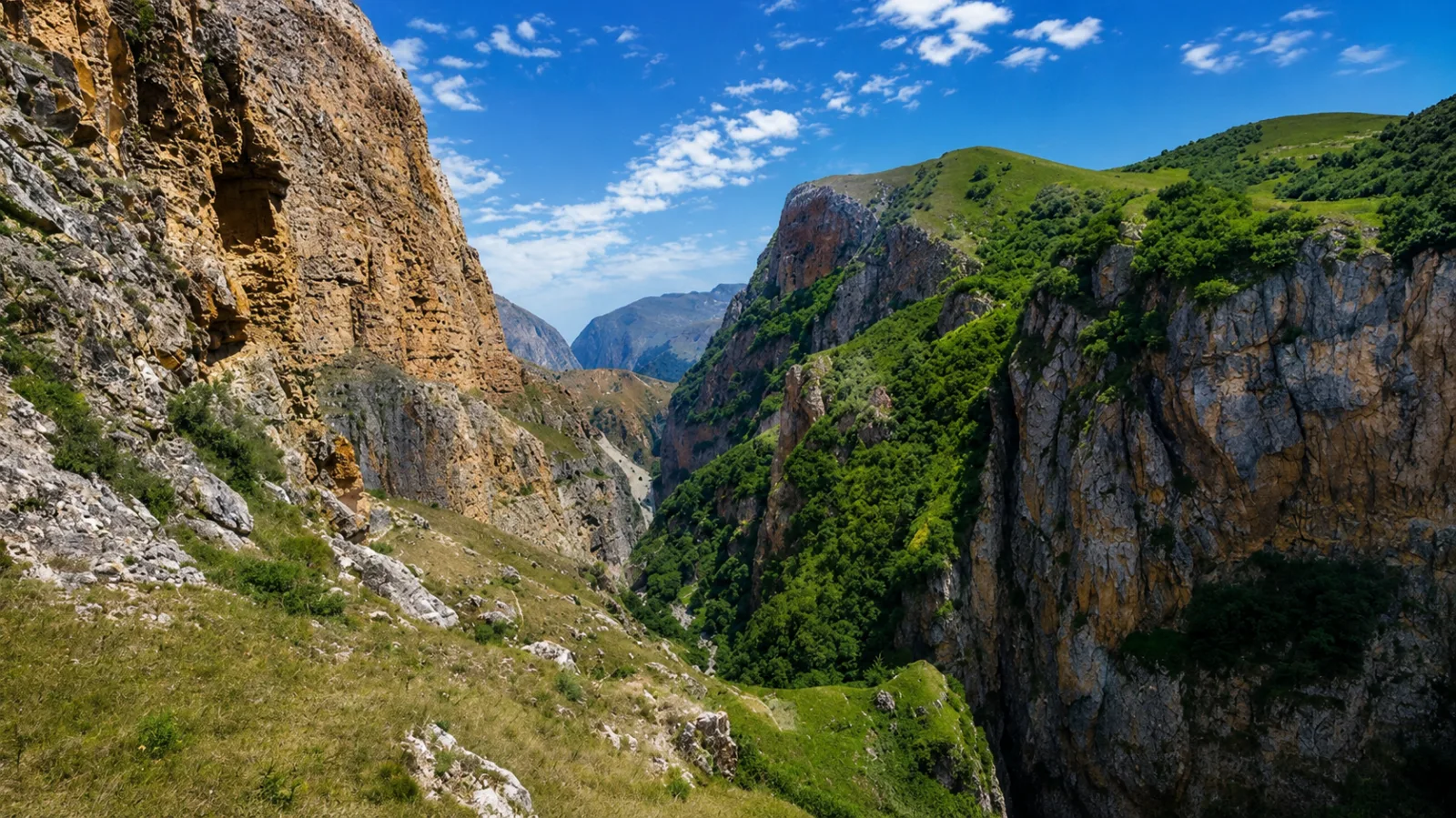 Azerbaijan in 3 Days from Baku: the Capital, Khinalig & the Land of Fire — 6
